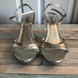 Sizzle silver heels with strap and bling